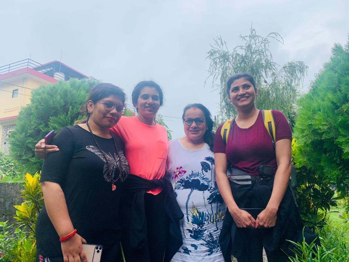 Hotel Peace Ganga Inn Pokhara Dış mekan fotoğraf